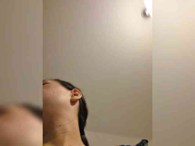 KateLove23 webcam