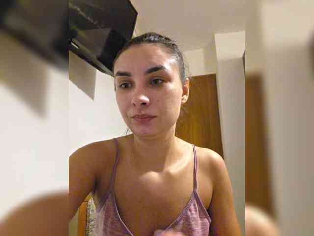 KateLove23 webcam
