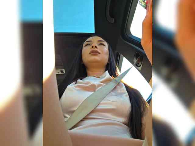 KateLove23 webcam