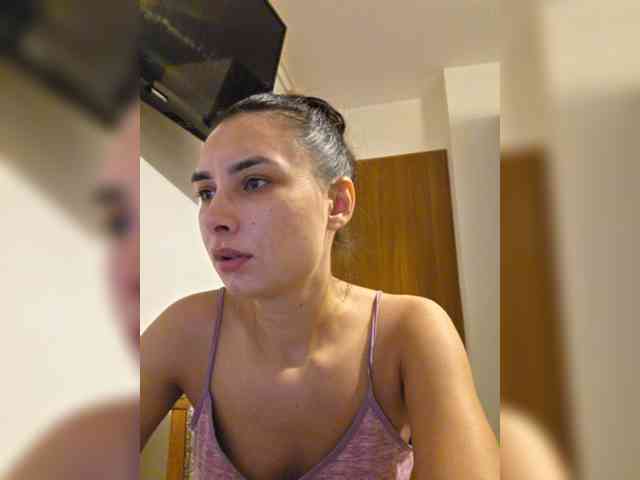 KateLove23 webcam