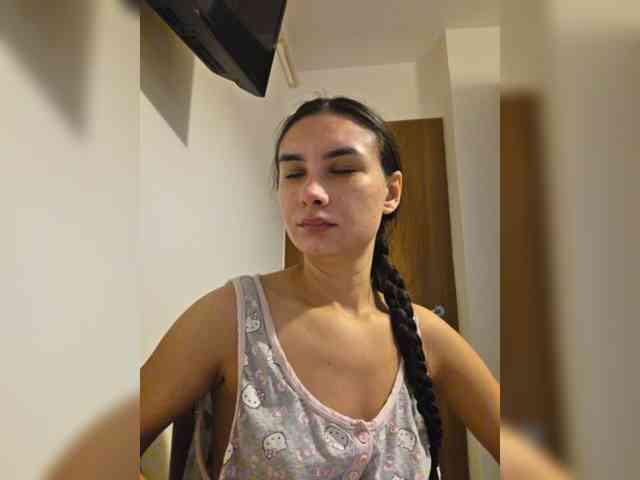 KateLove23 webcam