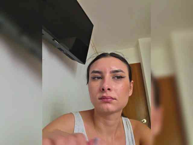 KateLove23 webcam