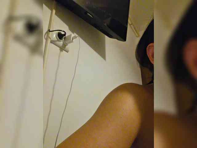 KateLove23 webcam
