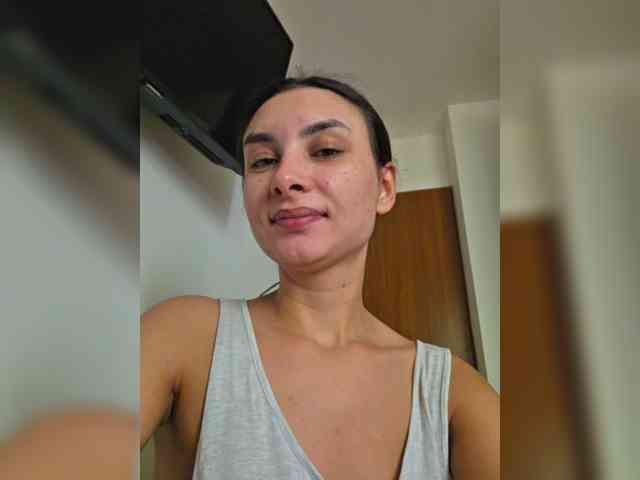 KateLove23 webcam