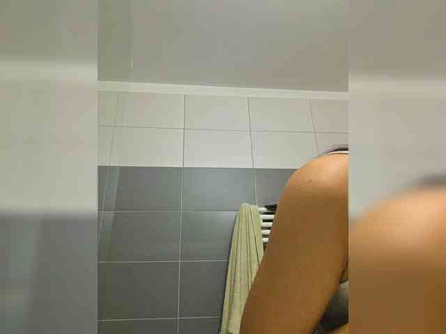 KateLove23 webcam