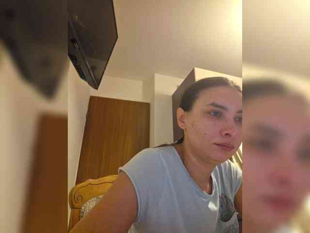 KateLove23 webcam