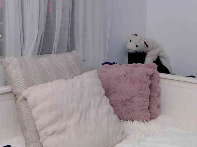 KateLove23 webcam