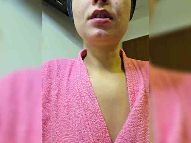 KateLove23 webcam