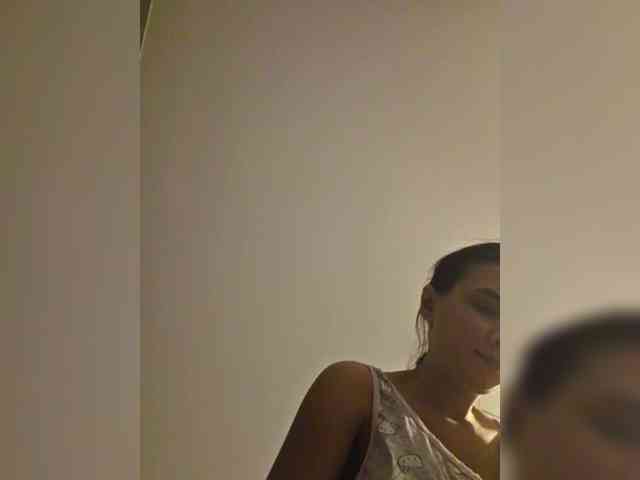 KateLove23 webcam