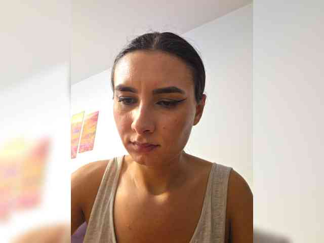 KateLove23 webcam
