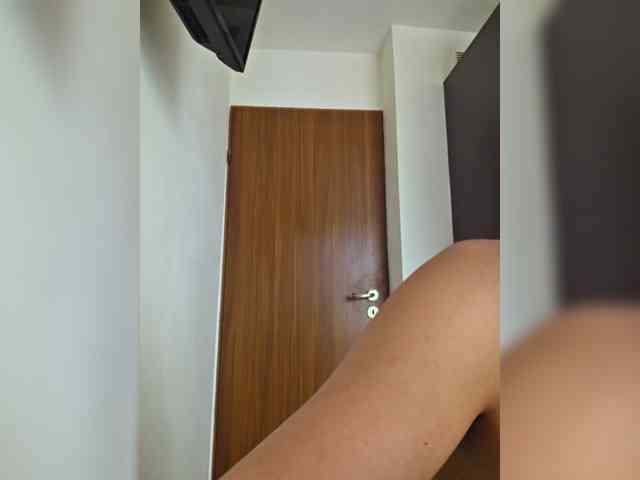 KateLove23 webcam