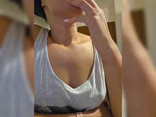 KateLove23 webcam