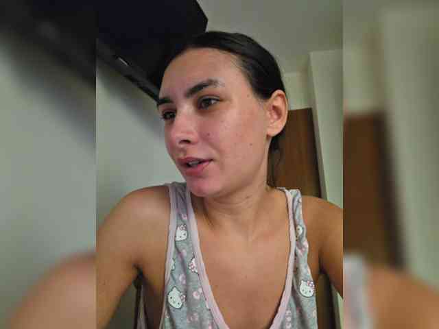 KateLove23 webcam