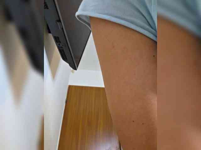 KateLove23 webcam