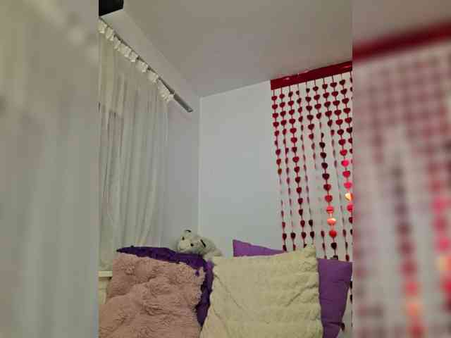 KateLove23 webcam