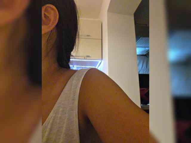 KateLove23 webcam