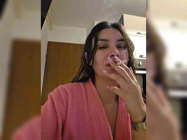 KateLove23 webcam
