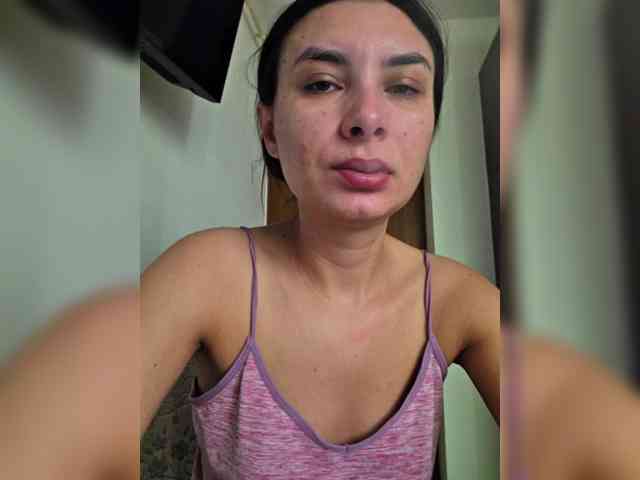 KateLove23 webcam