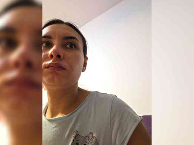 KateLove23 webcam