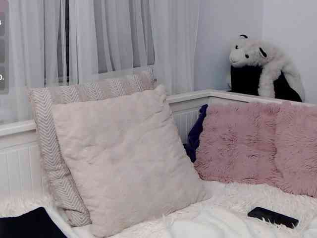 KateLove23 webcam