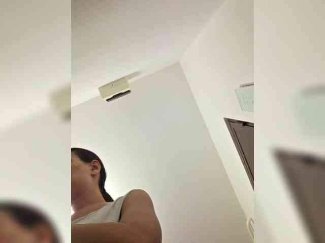 KateLove23 webcam