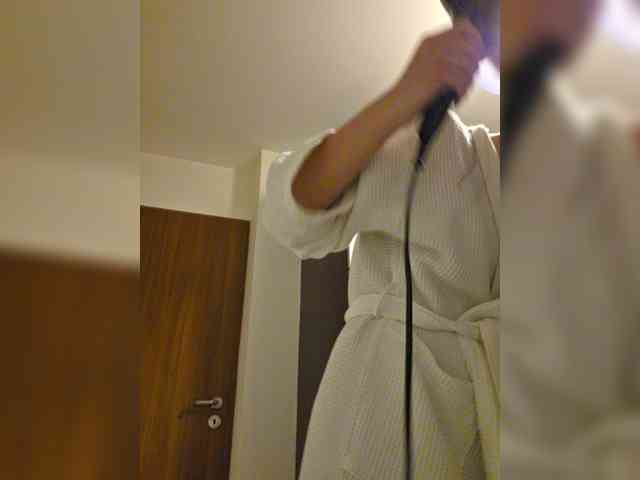 KateLove23 webcam