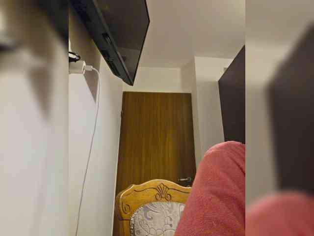 KateLove23 webcam