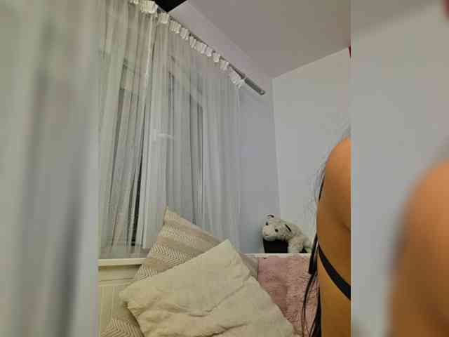 KateLove23 webcam