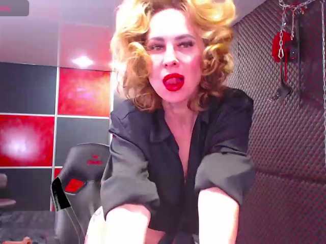 Maaarrrgggooo live cam on BongaCams