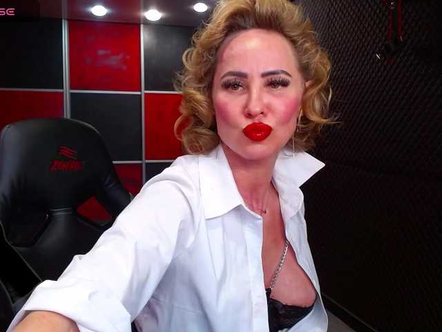 Maaarrrgggooo live cam on BongaCams