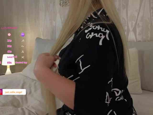 JUST_SOFIA webcam