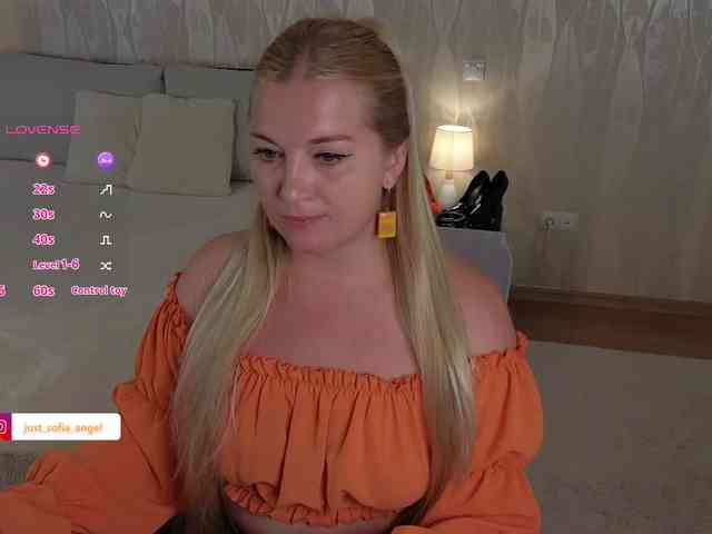 JUST_SOFIA webcam