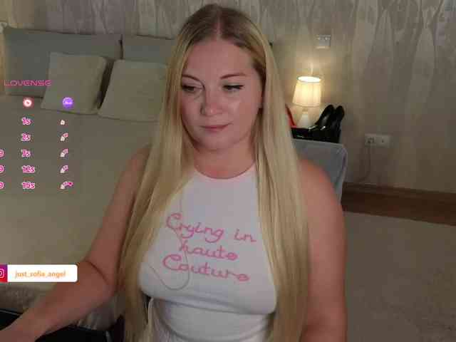 JUST_SOFIA webcam