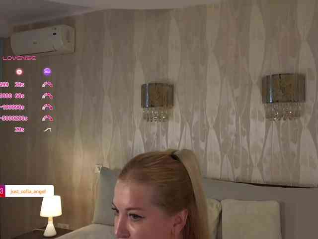 JUST_SOFIA webcam