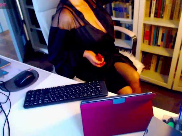 _Angelina_ live cam preview