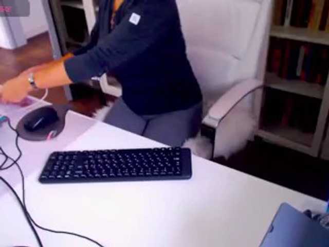 _Angelina_ live cam preview
