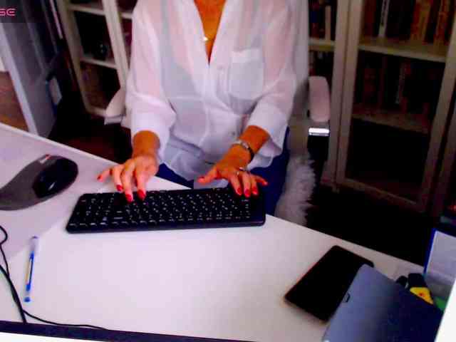 _Angelina_ webcam