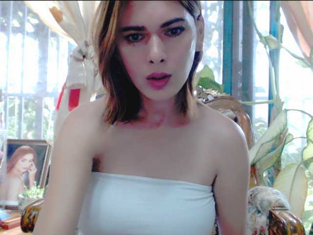 HotBeautyQuen live cam preview