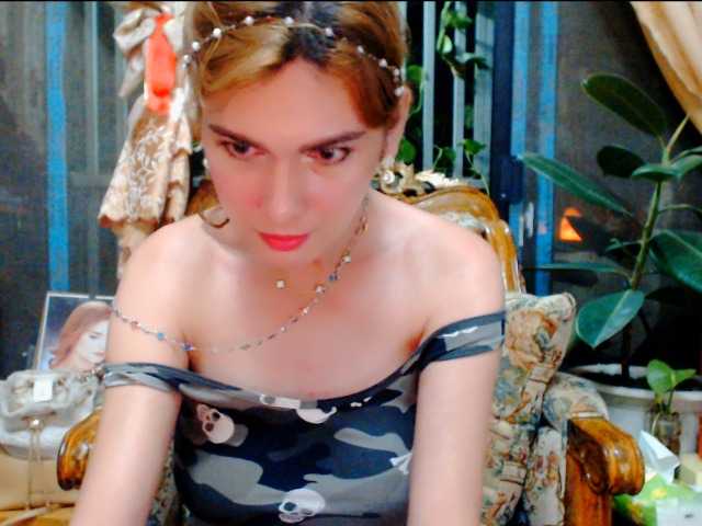HotBeautyQuen
