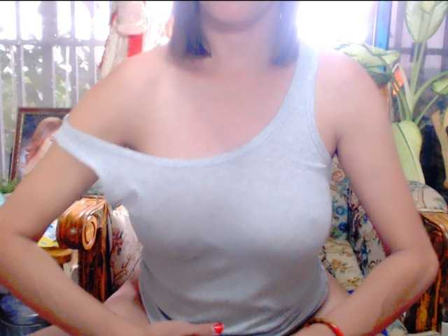 HotBeautyQuen live cam