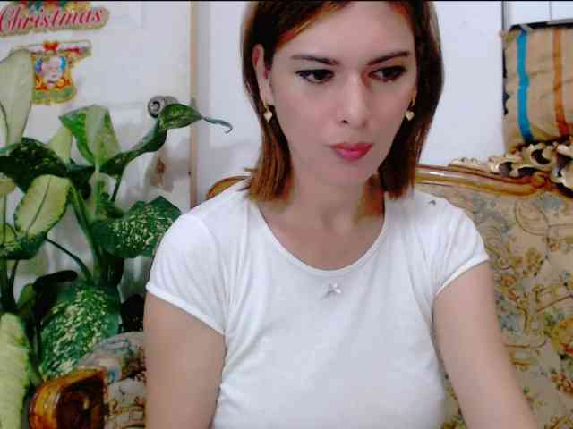 HotBeautyQuen Sex Cam Show