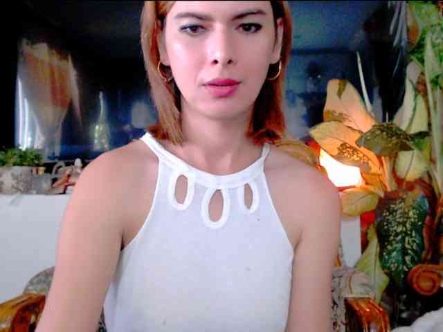 HotBeautyQuen Live Webcam on BongaCams