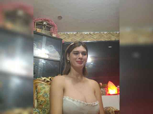 HotBeautyQuen Sex Cam Show