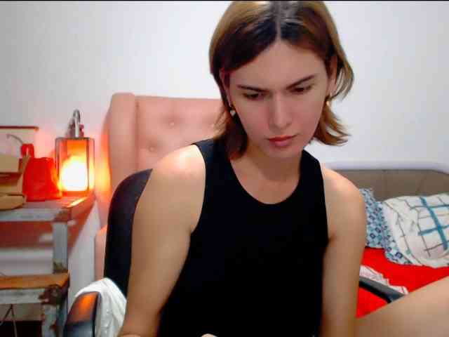 HotBeautyQuen Sex Cam Show