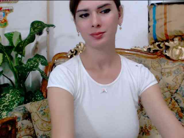 HotBeautyQuen Sex Cam Show