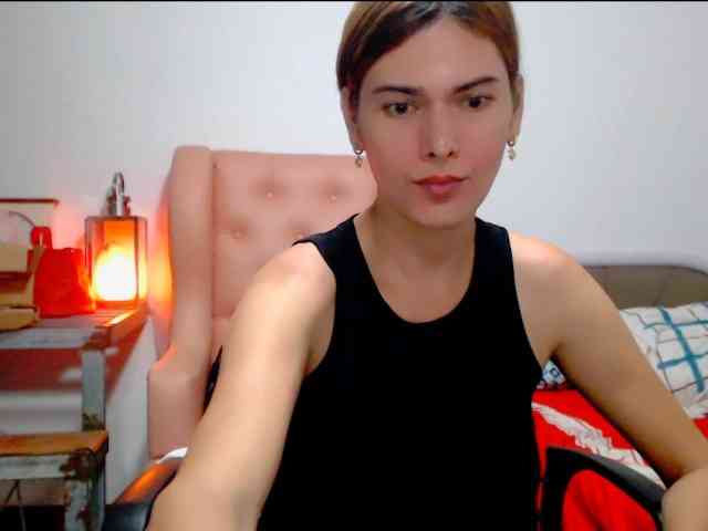 HotBeautyQuen Sex Cam Show