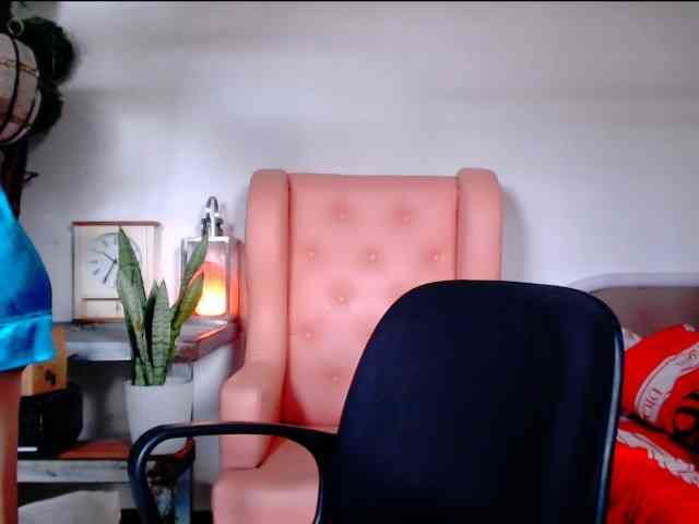 HotBeautyQuen Sex Cam Show