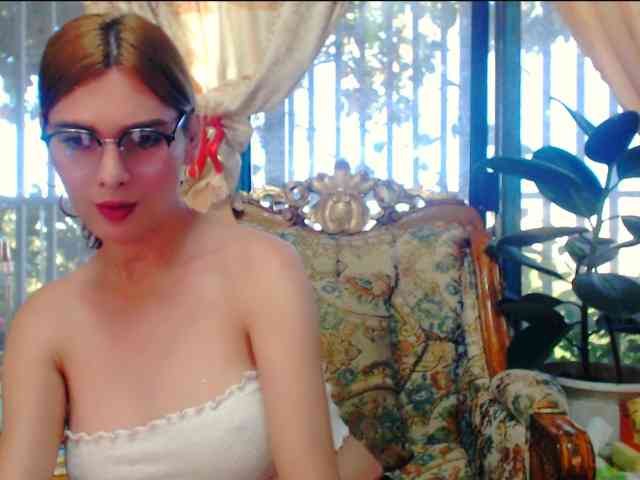 HotBeautyQuen Live Webcam on BongaCams