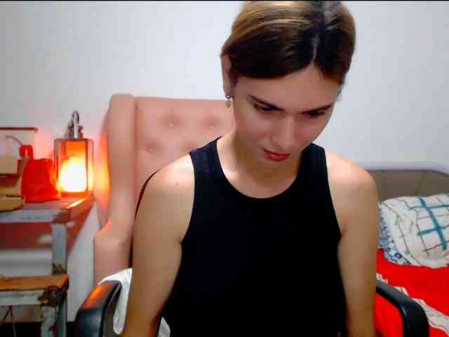 HotBeautyQuen Sex Cam Show