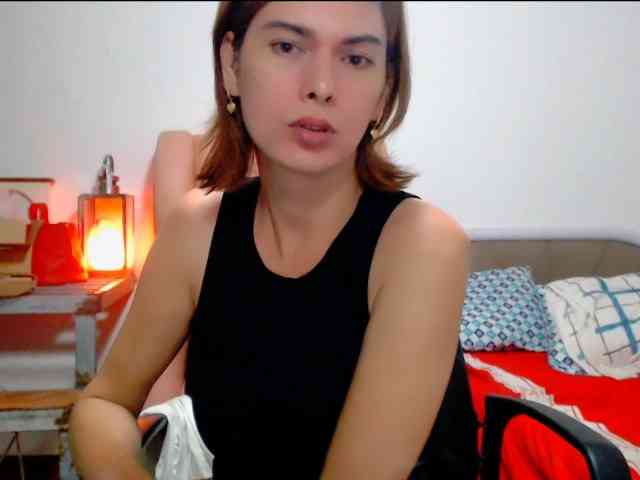 HotBeautyQuen Sex Cam Show